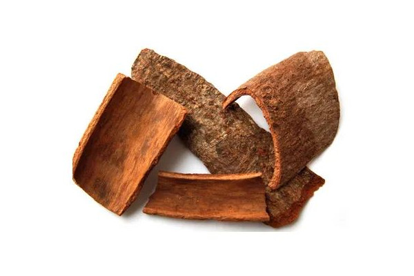 肉桂和桂皮一樣嗎 肉桂和桂皮的區(qū)別在哪里 肉桂和桂皮一樣嗎 肉桂和桂皮的區(qū)別在哪里