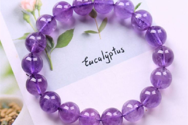 紫水晶長期佩戴有什么變化 紫水晶會越戴越紫嗎 紫水晶長期佩戴有什么變化 紫水晶會越戴越紫嗎