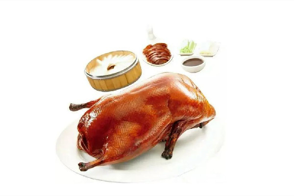 烤鴨是哪個(gè)地方的著名小吃 烤鴨是哪里的菜系 烤鴨是哪個(gè)地方的著名小吃 烤鴨是哪里的菜系