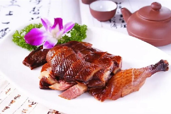 鴨肉和雞肉哪個(gè)熱量高 鴨肉和雞肉哪個(gè)有營(yíng)養(yǎng)價(jià)值 鴨肉和雞肉哪個(gè)熱量高 鴨肉和雞肉哪個(gè)有營(yíng)養(yǎng)價(jià)值