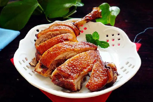 鴨肉是優(yōu)質(zhì)蛋白嗎 鴨肉屬于白肉還是紅肉 鴨肉是優(yōu)質(zhì)蛋白嗎 鴨肉屬于白肉還是紅肉