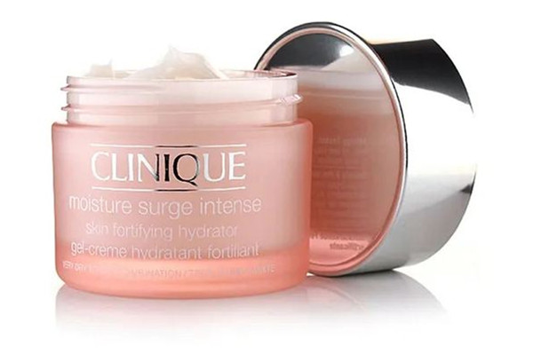 面霜放久了為什么變水了 面霜放了一年還能用嗎 面霜放久了為什么變水了 面霜放了一年還能用嗎