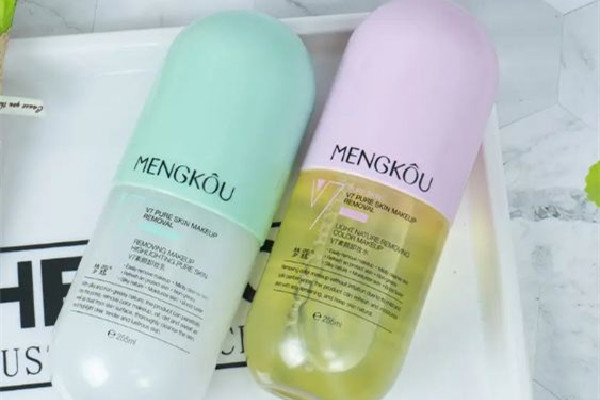 卸妝乳是干用還是濕用 卸妝乳的使用方法 卸妝乳是干用還是濕用 卸妝乳的使用方法