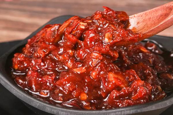 豆瓣醬保質期多長時間 豆瓣醬的豆子是什么豆 豆瓣醬保質期多長時間 豆瓣醬的豆子是什么豆