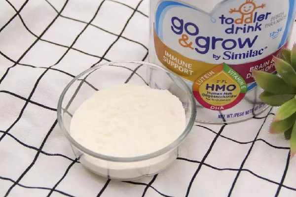 奶粉和母乳哪個(gè)好 奶粉和母乳混合喂養(yǎng)好不好 奶粉和母乳哪個(gè)好 奶粉和母乳混合喂養(yǎng)好不好