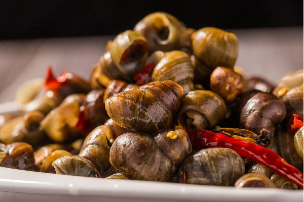 螺螄是海鮮嗎 螺螄的嘌呤含量有多少 螺螄是海鮮嗎 螺螄的嘌呤含量有多少