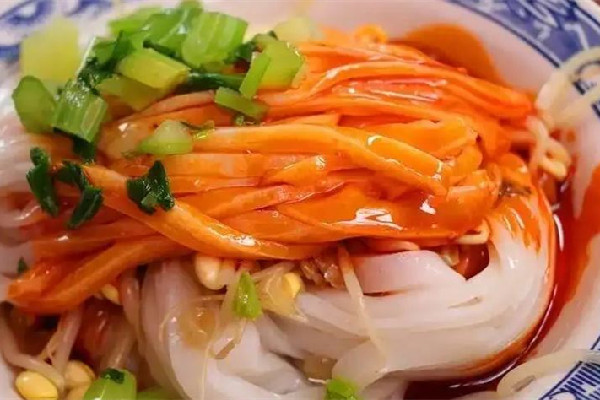 涼皮為什么蒸出來(lái)是碎的 涼皮蒸幾分鐘 涼皮為什么蒸出來(lái)是碎的 涼皮蒸幾分鐘