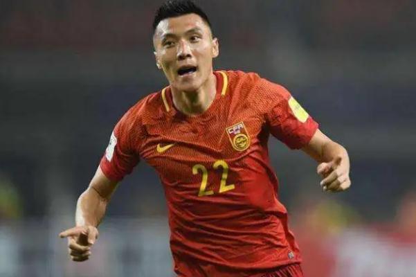 于大寶散步 足球世界杯獎(jiǎng)杯叫什么 于大寶散步 足球世界杯獎(jiǎng)杯叫什么