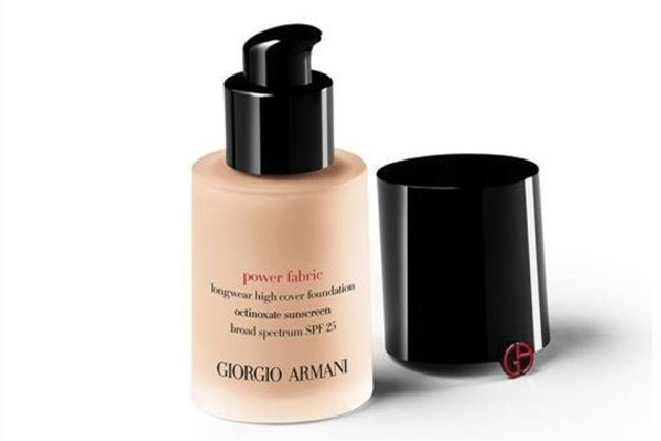 阿瑪尼粉底液紅標藍標有什么不同 阿瑪尼粉底液有哪幾款 阿瑪尼粉底液紅標藍標有什么不同 阿瑪尼粉底液有哪幾款