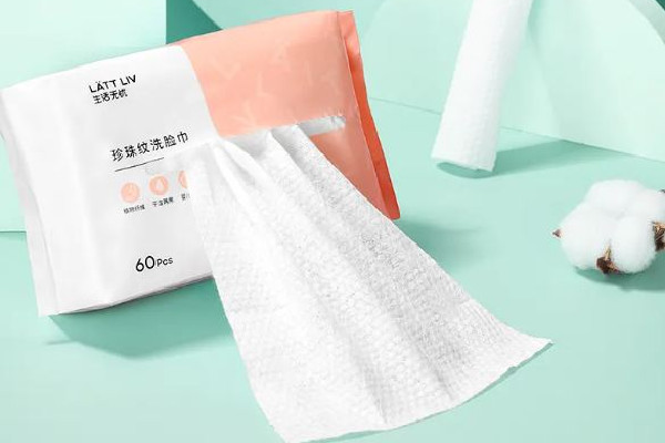 洗臉巾有什么用 洗臉巾和毛巾哪個好 洗臉巾有什么用 洗臉巾和毛巾哪個好