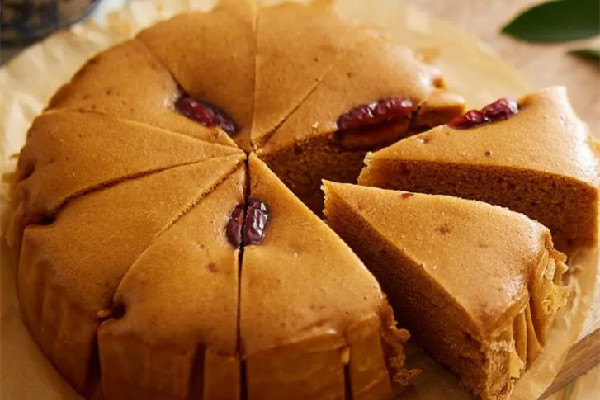 發(fā)糕冷水上鍋還是熱水上鍋 發(fā)糕蒸出來硬是怎么回事 發(fā)糕冷水上鍋還是熱水上鍋 發(fā)糕蒸出來硬是怎么回事