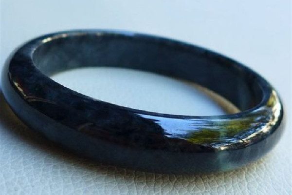 烏雞手鐲好不好 烏雞手鐲辟邪是真的嗎 烏雞手鐲好不好 烏雞手鐲辟邪是真的嗎