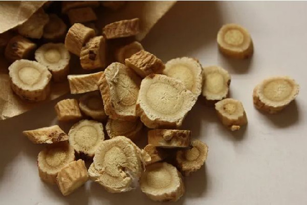 黨參和人參的區(qū)別 黨參是人參的一種嗎 黨參和人參的區(qū)別 黨參是人參的一種嗎