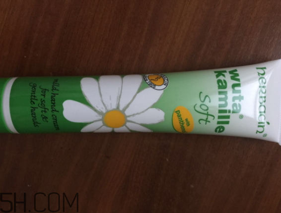 賀本清小甘菊護(hù)手霜怎么樣 賀本清小甘菊護(hù)手霜好用嗎 賀本清小甘菊護(hù)手霜怎么樣 賀本清小甘菊護(hù)手霜好用嗎