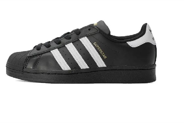 阿迪達(dá)斯鞋子質(zhì)量怎么樣 阿迪達(dá)斯鞋子會(huì)腳臭嗎 阿迪達(dá)斯鞋子質(zhì)量怎么樣 阿迪達(dá)斯鞋子會(huì)腳臭嗎