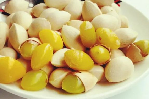 白果有毒性嗎 白果吃幾顆比較合適 白果有毒性嗎 白果吃幾顆比較合適