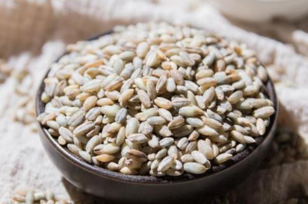 青稞米要泡多長時(shí)間 青稞米要不要去皮