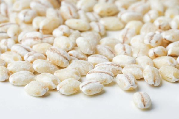 青稞米要泡多長時(shí)間 青稞米要不要去皮