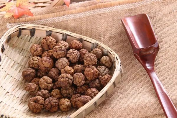 白蔻有假的嗎 白蔻有什么用 白蔻有假的嗎 白蔻有什么用