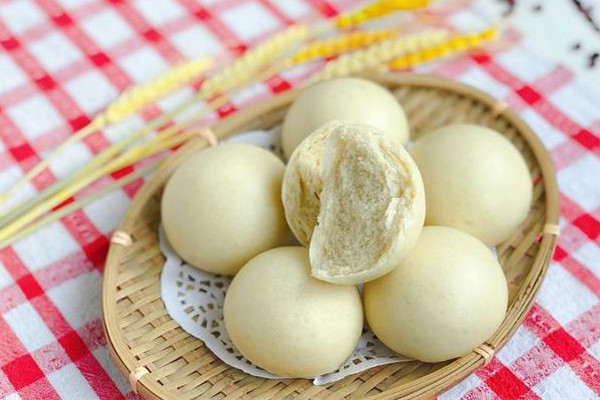 饅頭和米飯哪個(gè)熱量高 饅頭和米飯哪個(gè)容易發(fā)胖 饅頭和米飯哪個(gè)熱量高 饅頭和米飯哪個(gè)容易發(fā)胖