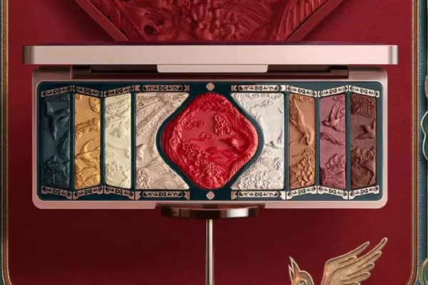 花西子眼影盤怎么樣 花西子眼影盤怎么搭配 花西子眼影盤怎么樣 花西子眼影盤怎么搭配