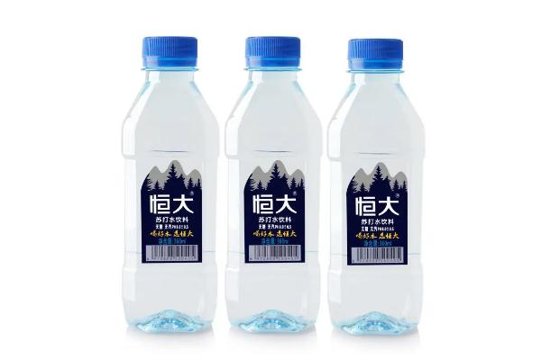 蘇打水要放冰箱嗎 蘇打水一天喝多少合適 蘇打水要放冰箱嗎 蘇打水一天喝多少合適