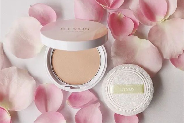 粉餅?zāi)膫€(gè)牌子最好用 粉餅?zāi)膫€(gè)牌子好 粉餅?zāi)膫€(gè)牌子最好用 粉餅?zāi)膫€(gè)牌子好