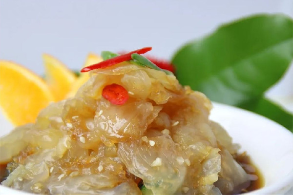 海蜇吃的是哪個(gè)部位 海蜇皮怎么涼拌才好吃 海蜇吃的是哪個(gè)部位 海蜇皮怎么涼拌才好吃