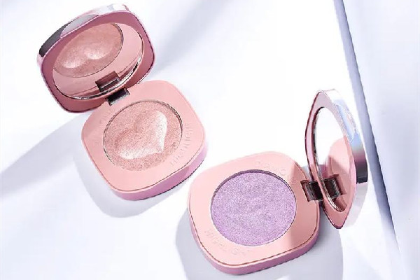 高光粉怎么卸的干凈 高光粉為什么都是亮點 高光粉怎么卸的干凈 高光粉為什么都是亮點