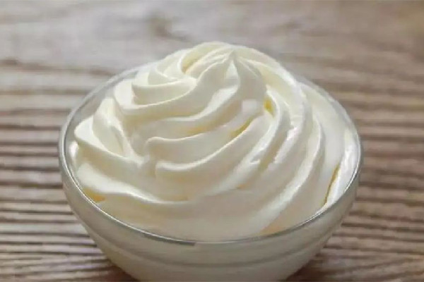 淡奶油是植物奶油還是動(dòng)物奶油 淡奶油是什么 淡奶油是植物奶油還是動(dòng)物奶油 淡奶油是什么