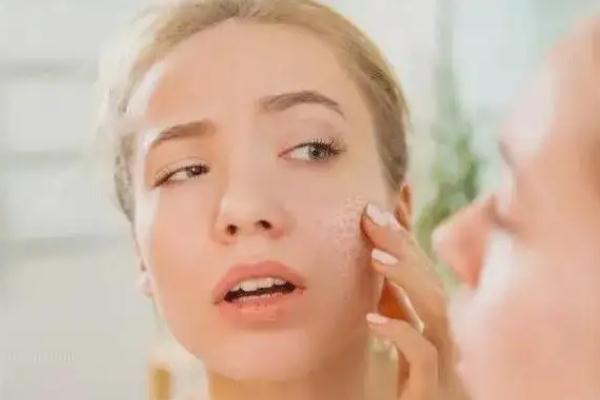 毛孔粗大會自己好嗎 毛孔粗大會導(dǎo)致什么后果 毛孔粗大會自己好嗎 毛孔粗大會導(dǎo)致什么后果