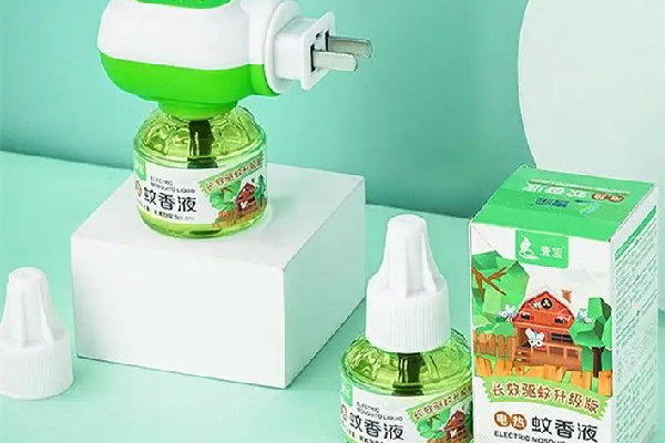 電蚊香液放在床頭對人體有害嗎 電蚊香液放在什么位置最好 電蚊香液放在床頭對人體有害嗎 電蚊香液放在什么位置最好