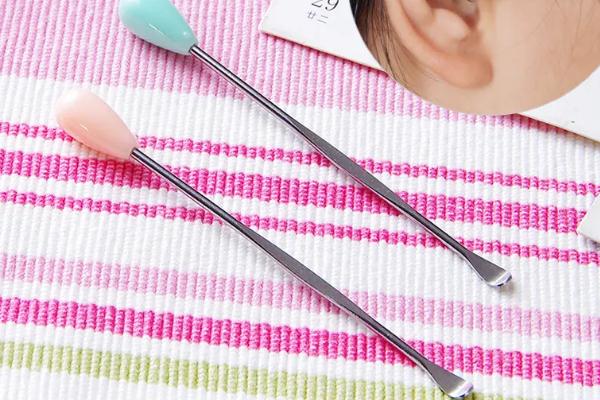 掏耳勺可以多人用一個嗎 掏耳勺會不會掏破耳膜 掏耳勺可以多人用一個嗎 掏耳勺會不會掏破耳膜