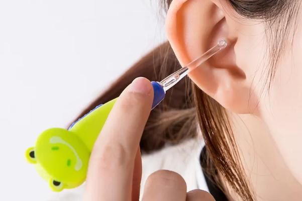 掏耳勺要掏多深才能掏到耳屎 經(jīng)常用耳勺掏耳朵好嗎 掏耳勺要掏多深才能掏到耳屎 經(jīng)常用耳勺掏耳朵好嗎