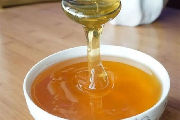 土蜂蜜價(jià)格一般多少錢(qián)一斤 土蜂蜜怎么分辨真假 土蜂蜜價(jià)格一般多少錢(qián)一斤 土蜂蜜怎么分辨真假