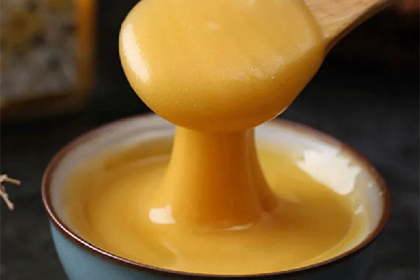 土蜂蜜價(jià)格一般多少錢(qián)一斤 土蜂蜜怎么分辨真假 土蜂蜜價(jià)格一般多少錢(qián)一斤 土蜂蜜怎么分辨真假