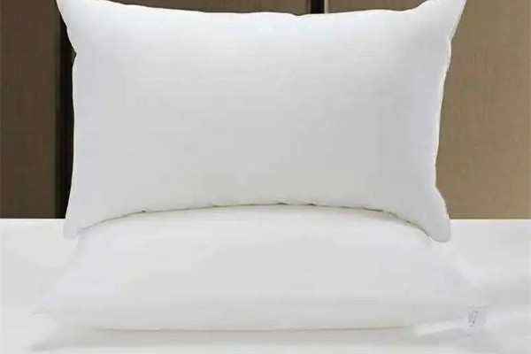 枕頭發(fā)黃了怎樣才可以洗白 枕頭發(fā)黃了還能用嗎 枕頭發(fā)黃了怎樣才可以洗白 枕頭發(fā)黃了還能用嗎