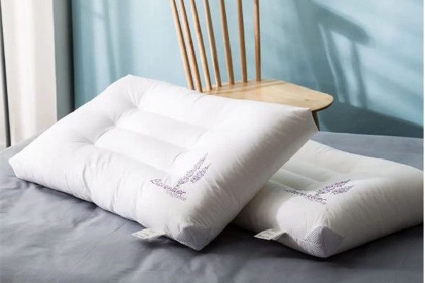 枕頭買回來(lái)可以直接用嗎 枕頭買回來(lái)怎么處理 枕頭買回來(lái)可以直接用嗎 枕頭買回來(lái)怎么處理