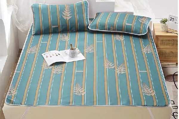 冰絲涼席要洗了在用嗎 冰絲涼席可以直接睡嗎 冰絲涼席要洗了在用嗎 冰絲涼席可以直接睡嗎