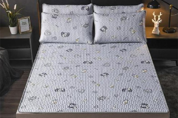 乳膠涼席味道重怎么去除 乳膠涼席為什么有味道 乳膠涼席味道重怎么去除 乳膠涼席為什么有味道