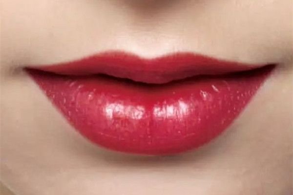 漂唇一般幾天可以恢復(fù) 漂唇后的注意事項 漂唇一般幾天可以恢復(fù) 漂唇后的注意事項