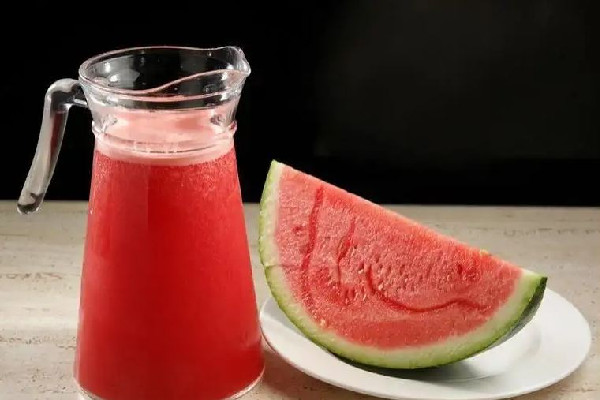 西瓜汁可以隔夜第二天喝嗎 西瓜汁可以冷凍保存嗎 西瓜汁可以隔夜第二天喝嗎 西瓜汁可以冷凍保存嗎