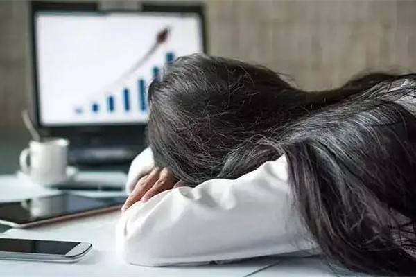 睡午覺會影響晚上睡覺嗎 睡午覺越睡越困是什么原因 睡午覺會影響晚上睡覺嗎 睡午覺越睡越困是什么原因