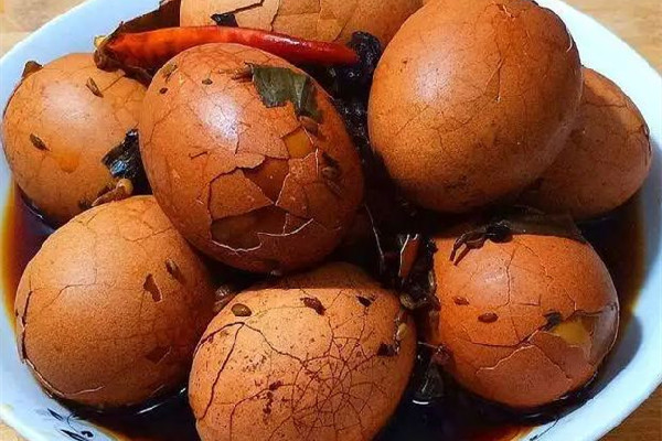 茶葉蛋怎么煮好吃入味 茶葉蛋是鹵蛋嗎 茶葉蛋怎么煮好吃入味 茶葉蛋是鹵蛋嗎