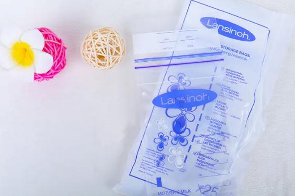 儲奶袋可以分兩次裝嗎 儲奶袋用之前要清洗嗎 儲奶袋可以分兩次裝嗎 儲奶袋用之前要清洗嗎