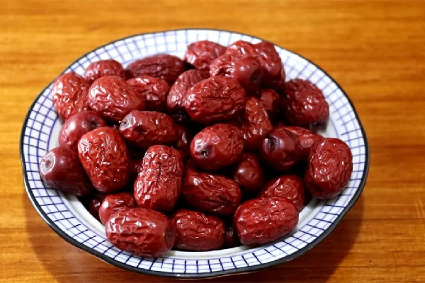 紅棗對腸胃有好處嗎 紅棗養(yǎng)胃粥的做法大全 紅棗對腸胃有好處嗎 紅棗養(yǎng)胃粥的做法大全