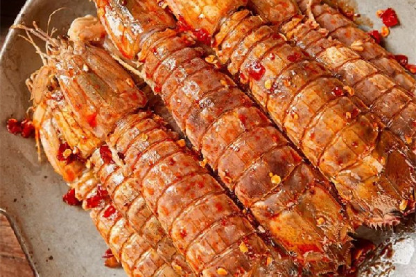 皮皮蝦要清理蝦線嗎 皮皮蝦怎么處理干凈 皮皮蝦要清理蝦線嗎 皮皮蝦怎么處理干凈