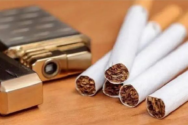 香煙有點(diǎn)黃斑還能抽嗎 香煙抽多了怎么清肺