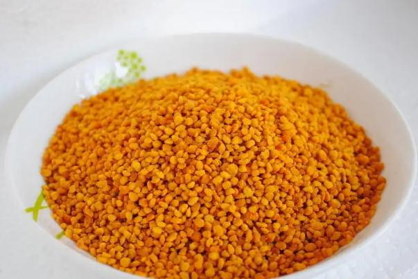 荷花粉適合什么人吃 荷花粉是寒性還是溫性 荷花粉適合什么人吃 荷花粉是寒性還是溫性