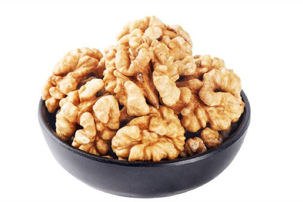 核桃仁的功效與作用 核桃仁對(duì)頭發(fā)的作用 核桃仁的功效與作用 核桃仁對(duì)頭發(fā)的作用